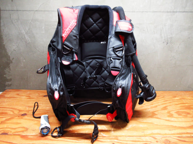Atomic Aquatics BC1 サイズMD